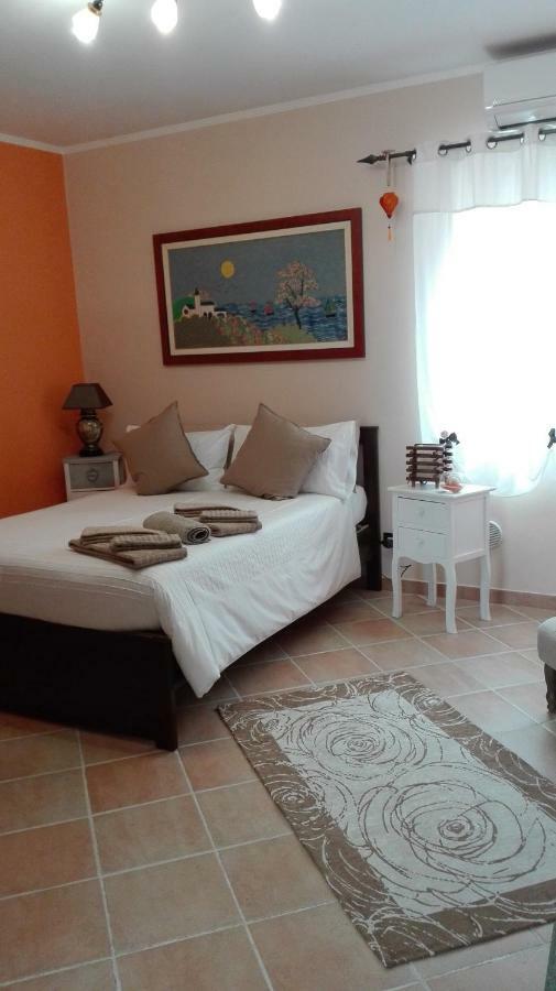 Ferienwohnung Casarina Ventimiglia Exterior foto