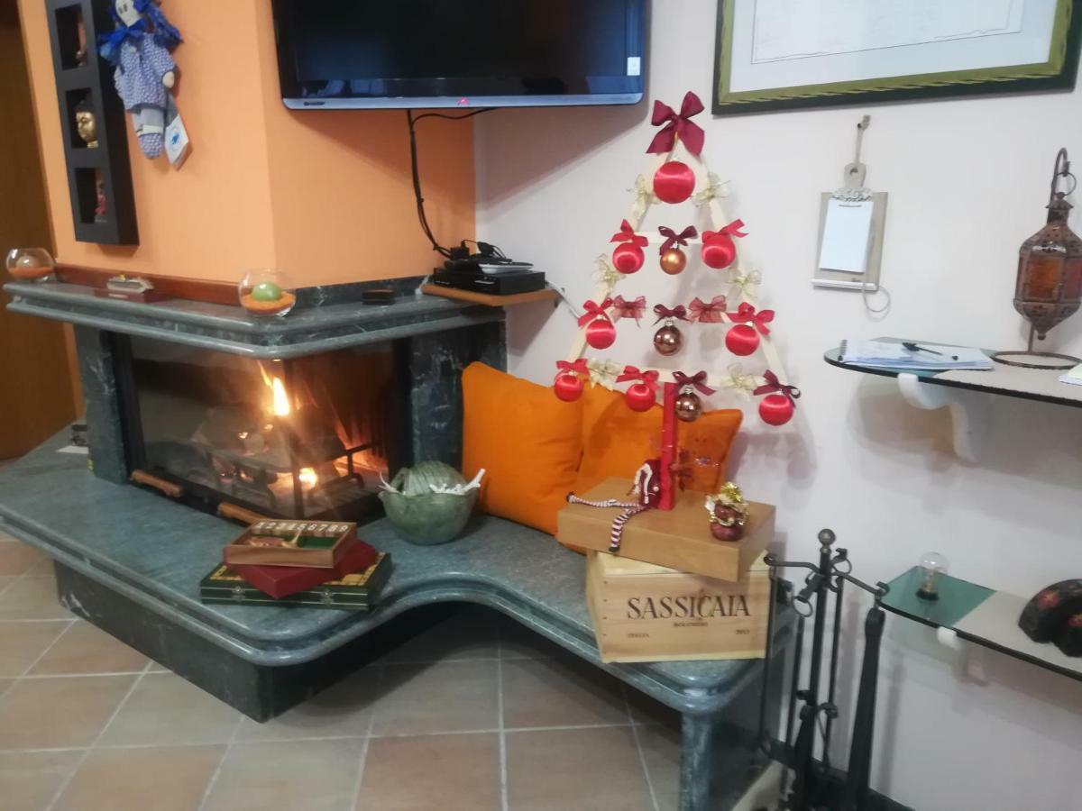 Ferienwohnung Casarina Ventimiglia Exterior foto